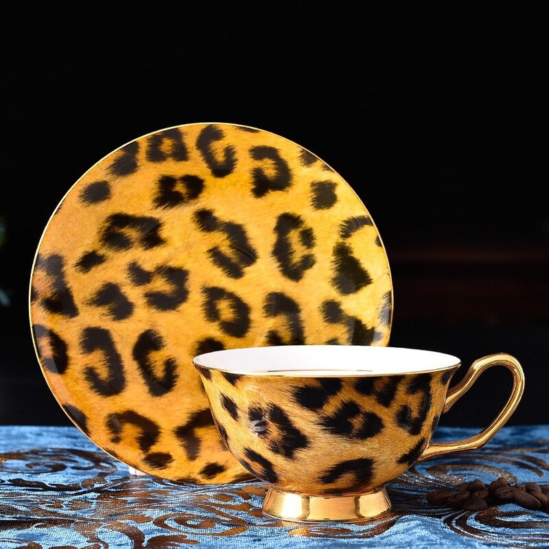 Leopard Print Chip Mugs with Sauce Spoon Ceramic Mug Drinkware Tea Set Bone China Fashion Gift DEC602